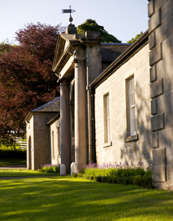 Mortonhall Gate with Stable bar